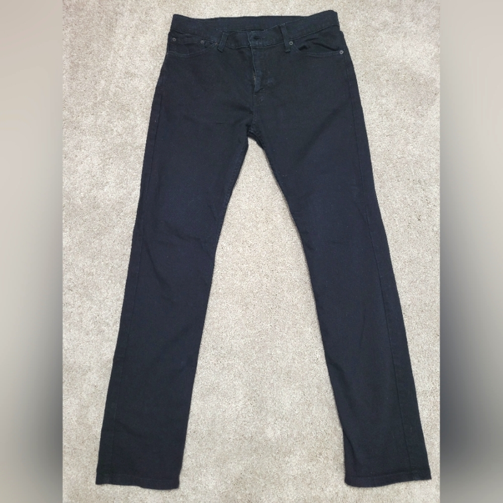 Levi men's jeans